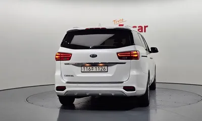 Kia Canival 2019, 131257 км, за 10158.23 USD
