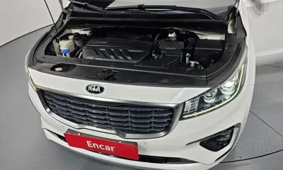 Kia Canival 2019, 131257 км, за 10158.23 USD - фото 6
