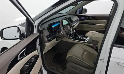 Kia Canival 2023, 49443 км, за 26671.89 USD - фото 10