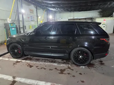 Land Rover Range Rover Sport 2016, 115000 км, за 20349.22 USD