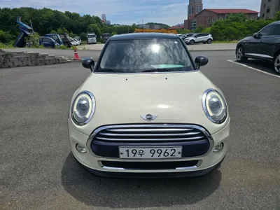MINI Cooper · 2015 год