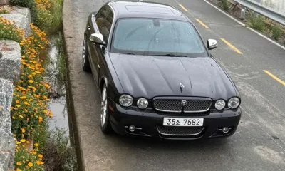 Jaguar XJ 2008, 200000 км, за 8736.18 USD