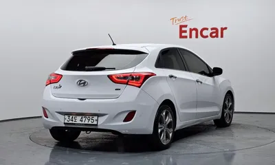 Hyundai i30 2012, 105053 км, за 3347.77 USD