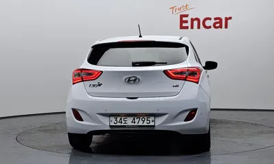 Hyundai i30 2012, 105053 км, за 3347.77 USD