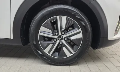 Kia Niro 2020, 67195 км, за 13874.94 USD - фото 21