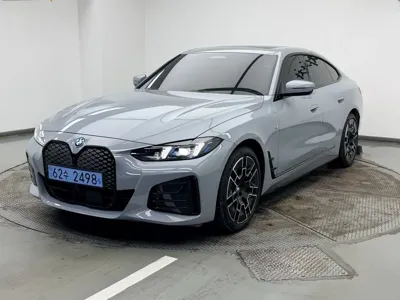 BMW i4 · 2025 год