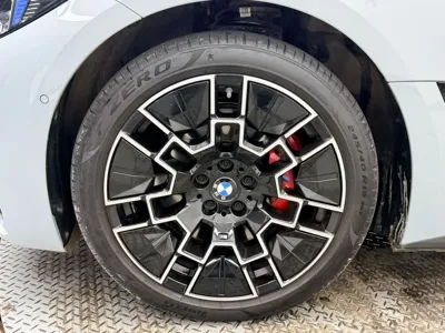 BMW i4 2025, 18719 км, за 39654.15 USD