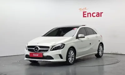 Mercedes-Benz A-Class · 2017 год