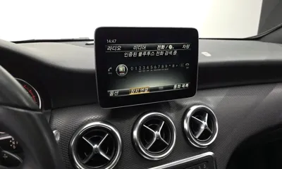 Mercedes-Benz A-Class 2017, 75694 км, за 6498.66 USD - фото 15