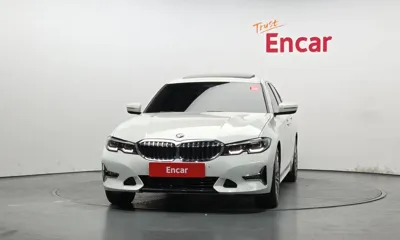 BMW 3-Series 2022, 77434 км, за 17781.61 USD