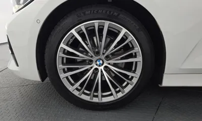 BMW 3-Series 2022, 77434 км, за 17781.61 USD