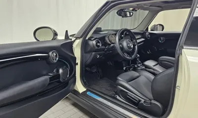 MINI Cooper 2017, 79563 км, за 9432.74 USD - фото 10