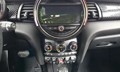 MINI Cooper 2017, 79563 км, за 9432.74 USD - фото 14