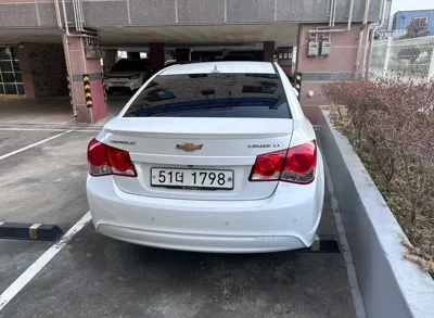 ChevroletGMDaewoo Cruze 2014, 71500 км, за 2231.85 USD