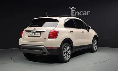 Fiat 500X 2016, 71282 км, за 4816.65 USD