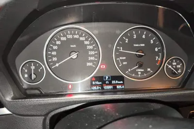 BMW 3 Series 2016, 123200 км, за 6899 USD - фото 12