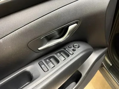 Hyundai Tucson 2023, 47073 км, за 16738.87 USD - фото 16