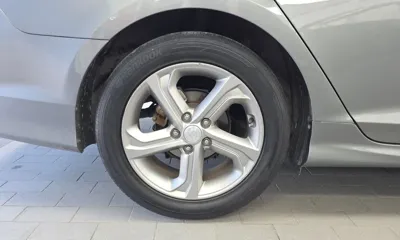 Hyundai Sonata 2018, 179132 км, за 5667.76 USD
