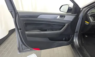Hyundai Sonata 2018, 179132 км, за 5667.76 USD - фото 24