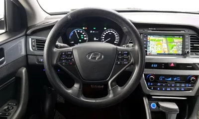 Hyundai Sonata 2016, 80067 км, за 7877.12 USD - фото 13