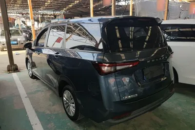 Wuling Jiachen 2022, 12100 км, за 8249 USD - фото 10