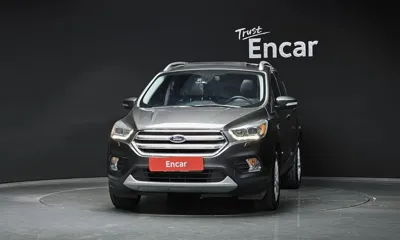 Ford Kuga 2017, 137057 км, за 4923.2 USD