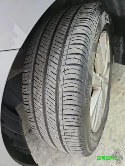 Hyundai Avante 2014, 119100 км, за 3635.65 USD