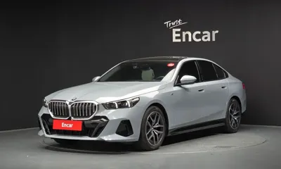 BMW 5-Series · 2025 год