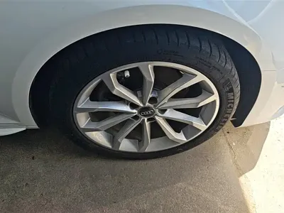 Audi A4L 2019, 104100 км, за 15567.68 USD - фото 6