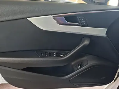 Audi A4L 2019, 104100 км, за 15567.68 USD - фото 7