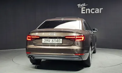 Audi A4 2018, 96769 км, за 11815.68 USD