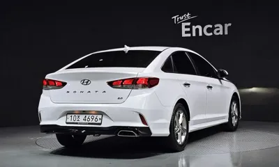 Hyundai Sonata 2019, 58810 км, за 10093.11 USD