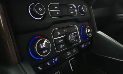 ChevroletGMDaewoo Tahoe 2022, 95267 км, за 29670.47 USD - фото 17