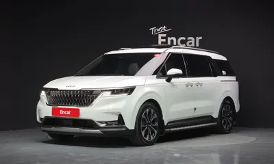 Kia Canival · 2023 год