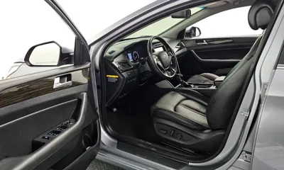 Hyundai Sonata 2016, 119058 км, за 6371.52 USD - фото 11