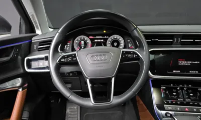 Audi A6 2023, 26146 км, за 23975.29 USD - фото 13
