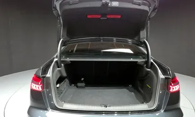Audi A6 2023, 26146 км, за 23975.29 USD - фото 20