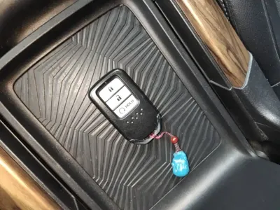 Honda CR-V 2019, 105600 км, за 11930.03 USD - фото 9