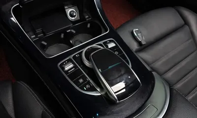 Mercedes-Benz GLC-Class 2017, 99008 км, за 18773.8 USD - фото 30