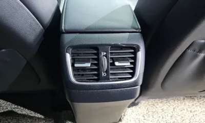 Hyundai Grandeur 2019, 99282 км, за 12052.12 USD - фото 31
