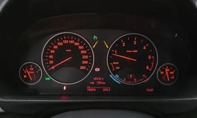 BMW 3-Series 2018, 79074 км, за 10834.22 USD - фото 8