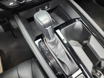 Honda Accord 2023, 27865 км, за 24429.98 USD - фото 8