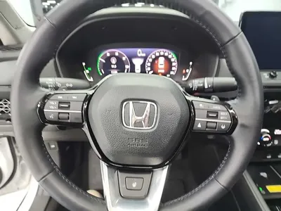 Honda Accord 2023, 27865 км, за 24429.98 USD - фото 9