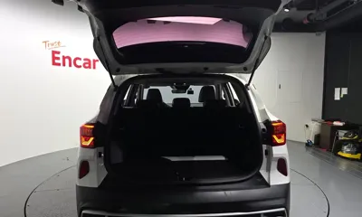 Kia Seltos 2021, 48436 км, за 11701.22 USD - фото 35