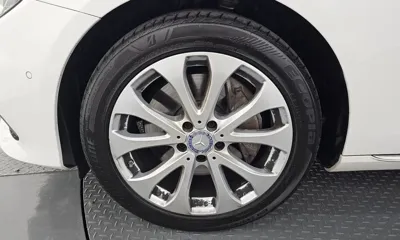 Mercedes-Benz E-Class 2017, 120390 км, за 12800.32 USD