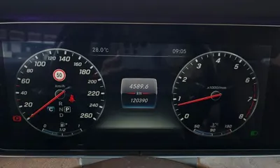Mercedes-Benz E-Class 2017, 120390 км, за 12800.32 USD - фото 8