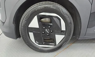 Kia EV3 2025, 50552 км, за 22736.17 USD