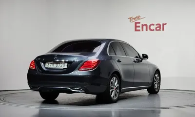 Mercedes-Benz C-Class 2016, 78277 км, за 8450.44 USD