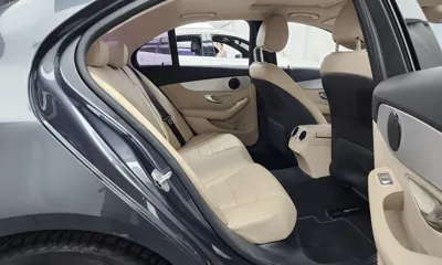 Mercedes-Benz C-Class 2016, 78277 км, за 8444.38 USD - фото 12