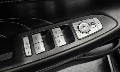 Hyundai Grandeur 2022, 129476 км, за 14181.64 USD - фото 34